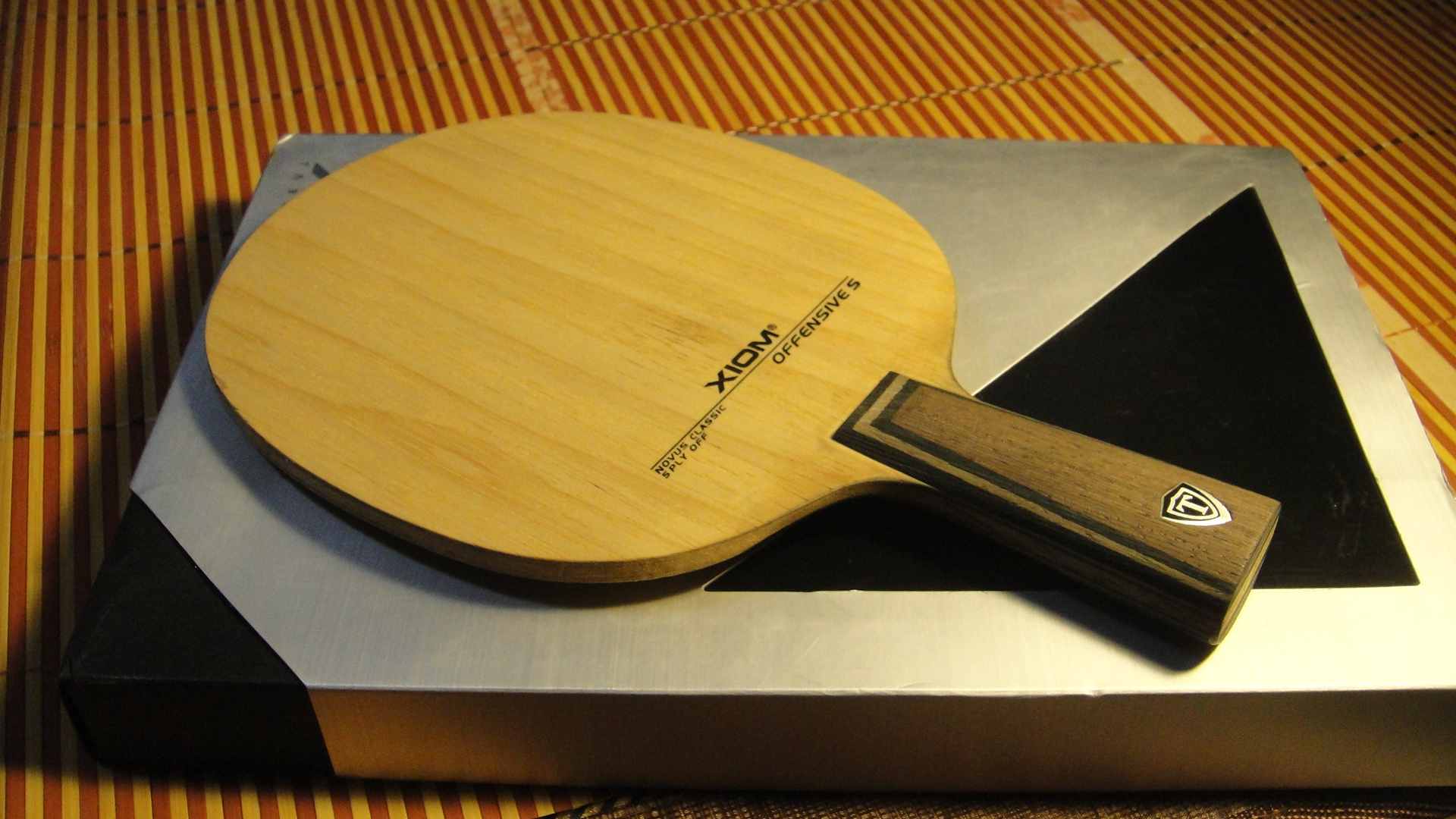 ��XIOM����ɷ220������