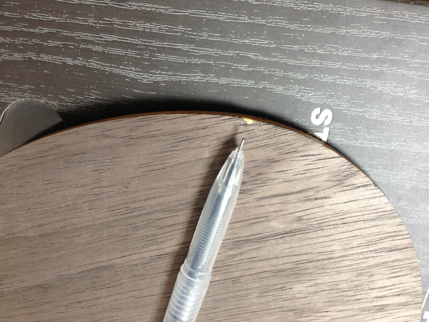 �������˰���ÿ�ζ���ֱ�塣����82g��� ��OC�������ף�����С�˼����ɺ��ԣ����и����ͼ��