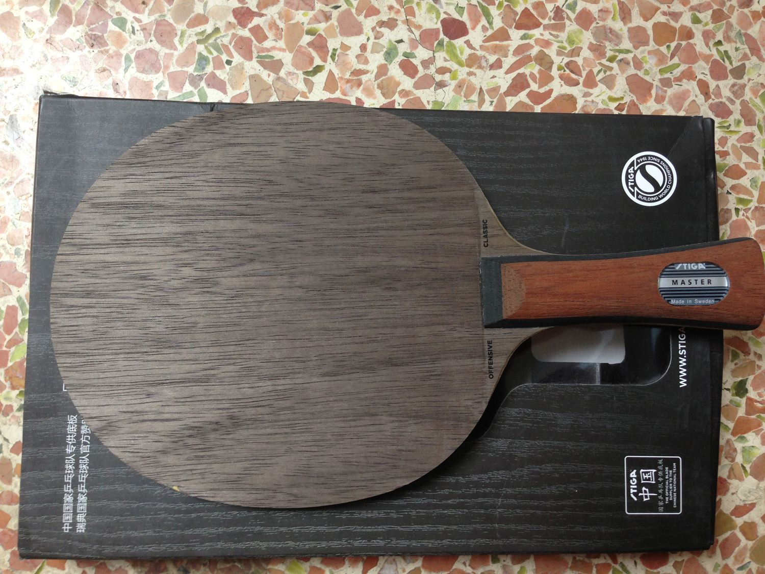 �������˰���ÿ�ζ���ֱ�塣����82g��� ��OC�������ף�����С�˼����ɺ��ԣ����и����ͼ��