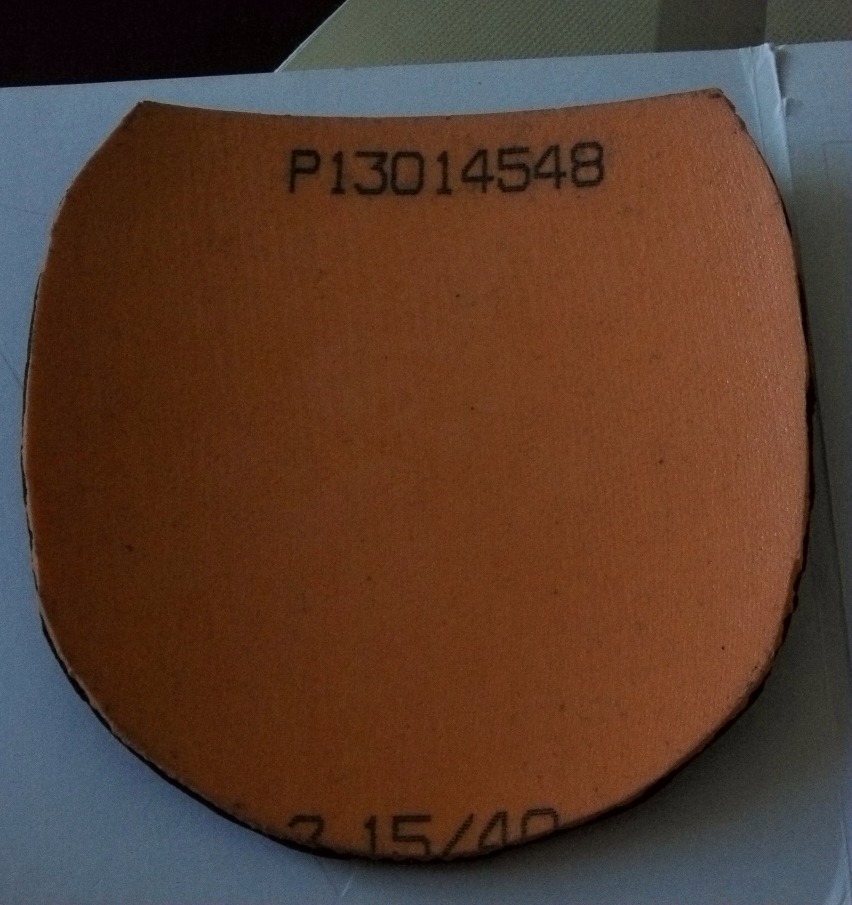 ����ɫ�µĹ���3���ڣ������2.15��ɫ����V�׽�