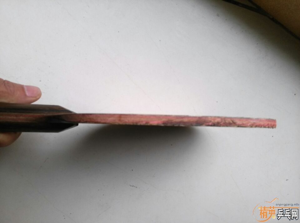 �����ѳ�����ɫ�ɵ������ⲣ����450���ʣ�