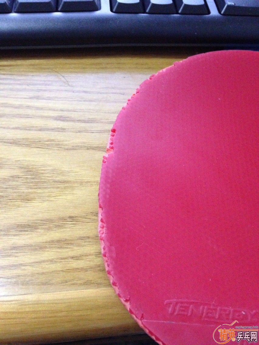 ��ɫT64  1.9  165���ʣ����ٶȴ��ߣ���ͷ���һ�Ž�Ƥ�ˣ�