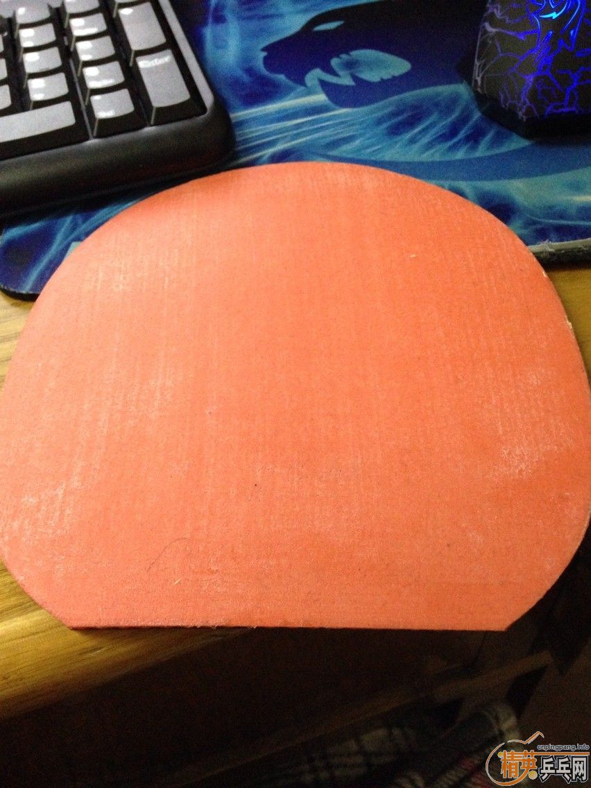 ��ɫT64  1.9  165���ʣ����ٶȴ��ߣ���ͷ���һ�Ž�Ƥ�ˣ�