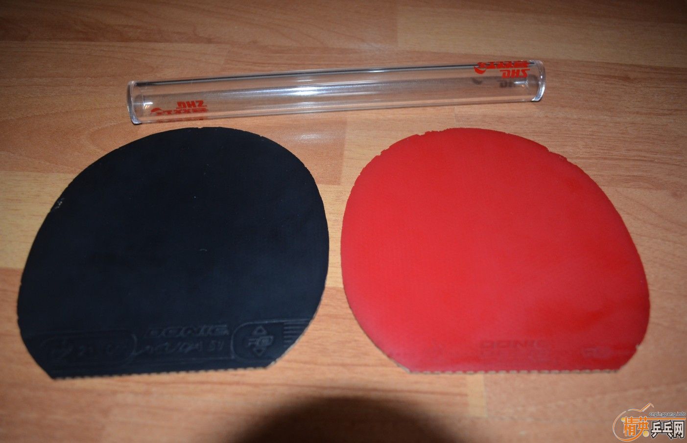 С�������ѳ�����Ƥ���������S1һ�ţ�F1һ��~~~��ɫ���У��۸�Ҳ����~~~