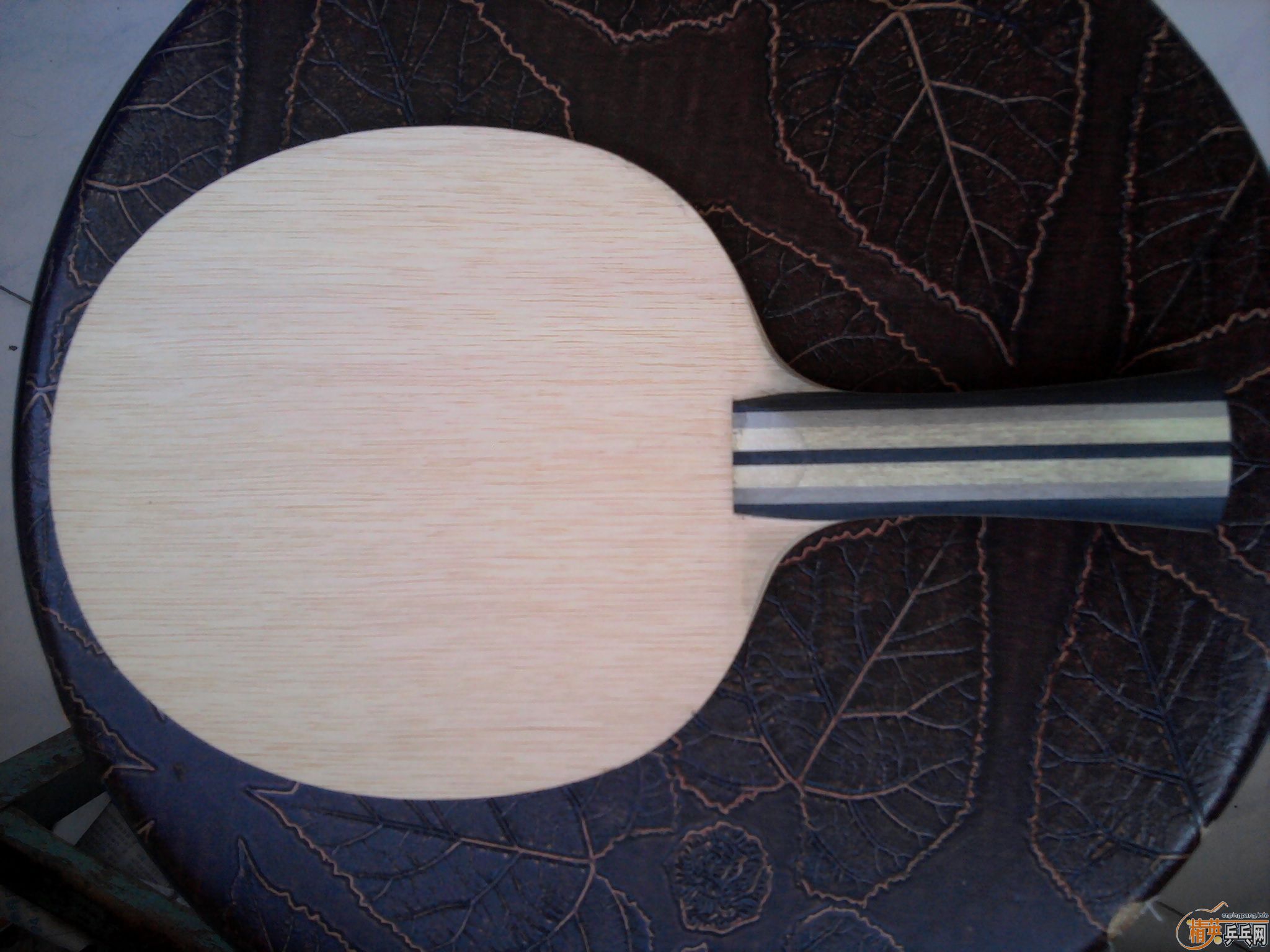 ������CRYPTATE��9���£��۸�200�����ҿ���̸����ͼƬ�����ֱ����е�����ĺۼ�����ͷ���������µ�