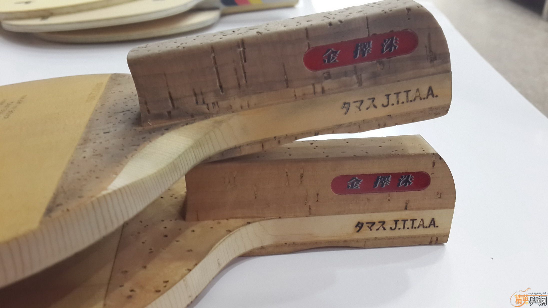 ��ֱ�����