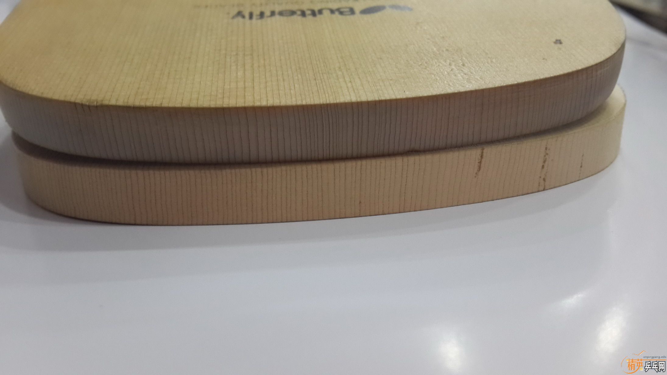 ��ֱ�����