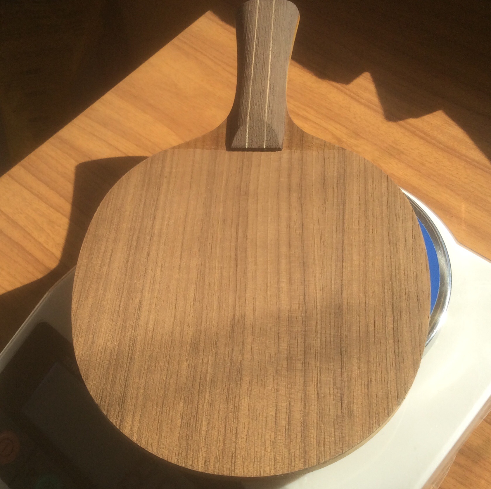 ���հ漫ǿ��ľ