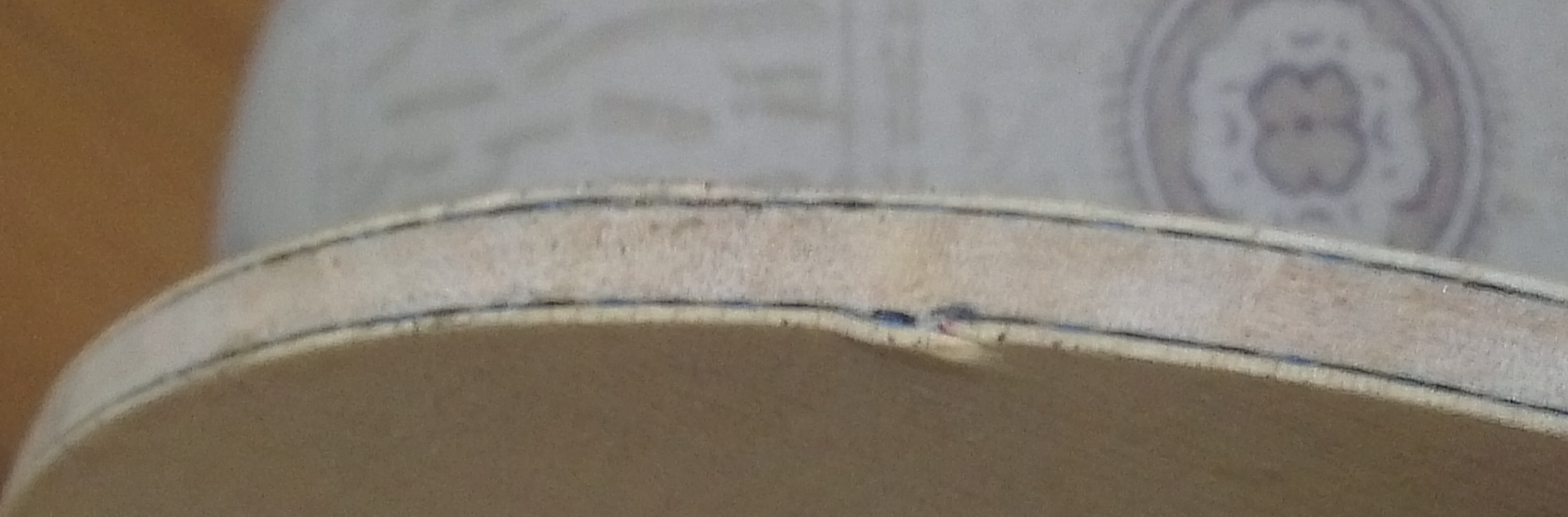 EfkPg899.jpg