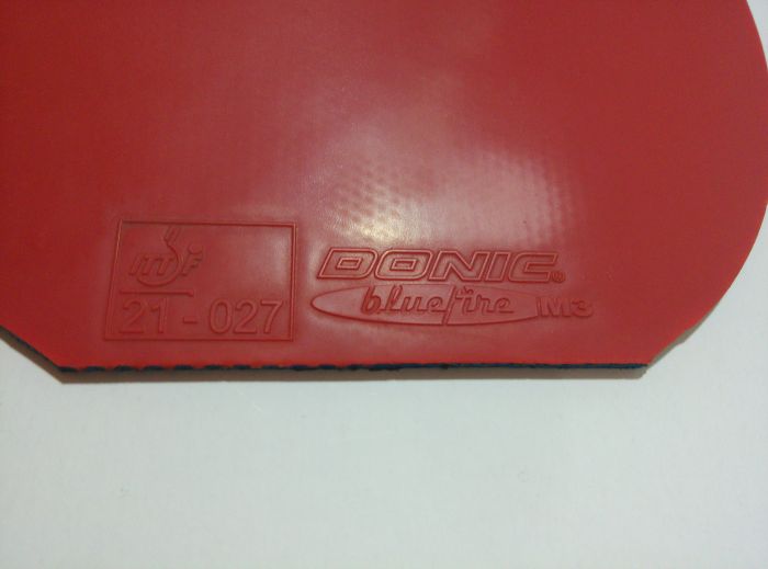 �������ɫ����M3��һ���ɫ����M1��