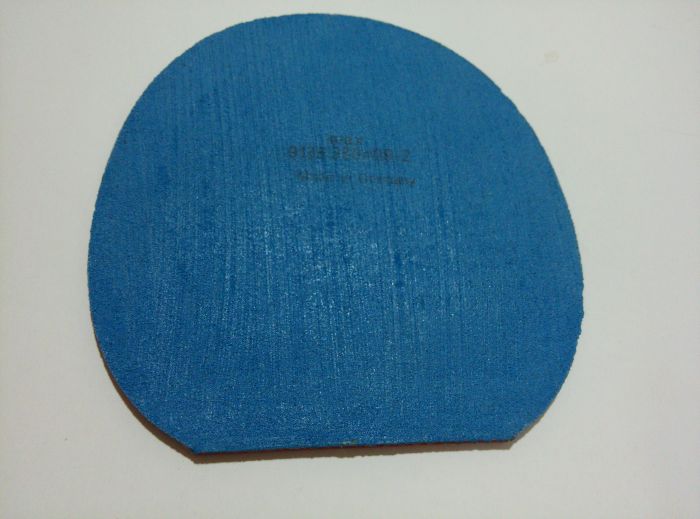 �������ɫ����M3��һ���ɫ����M1��