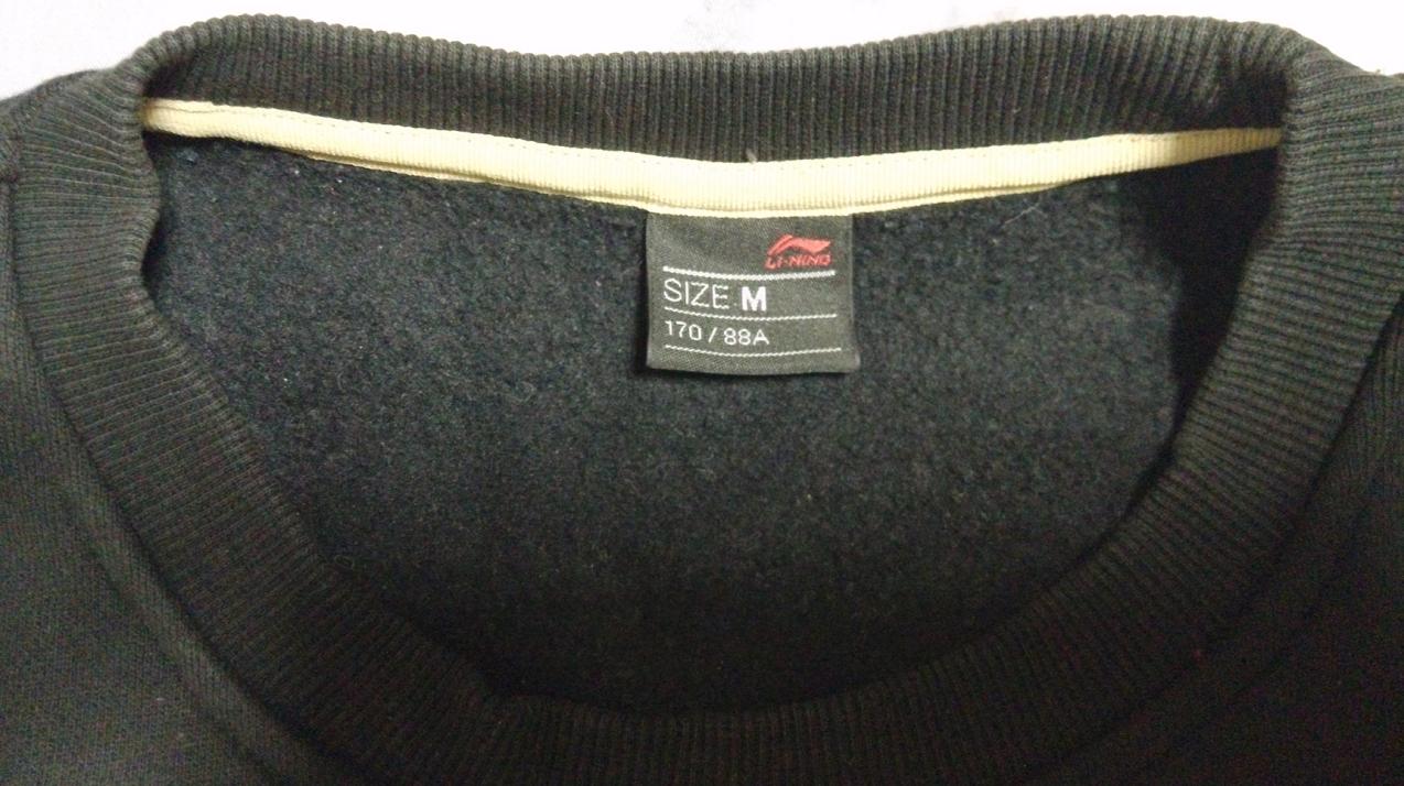 �ײ˼۳�һ�������º�һ��ɫ����.����