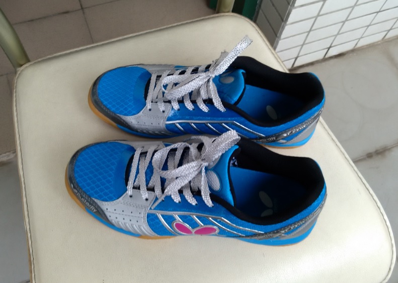 ����˫��ƷЬ�ӣ�����ƹ����ЬUTOP-3����̤�˶���Ь������