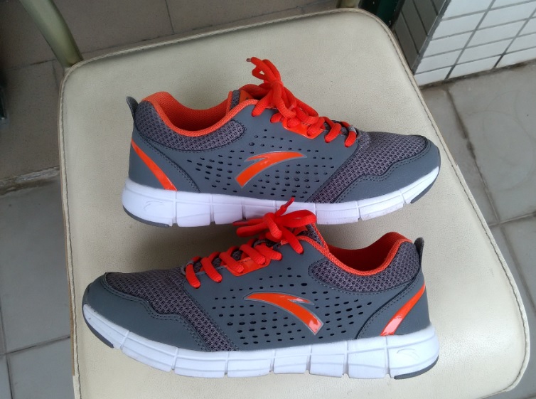 ����˫��ƷЬ�ӣ�����ƹ����ЬUTOP-3����̤�˶���Ь������