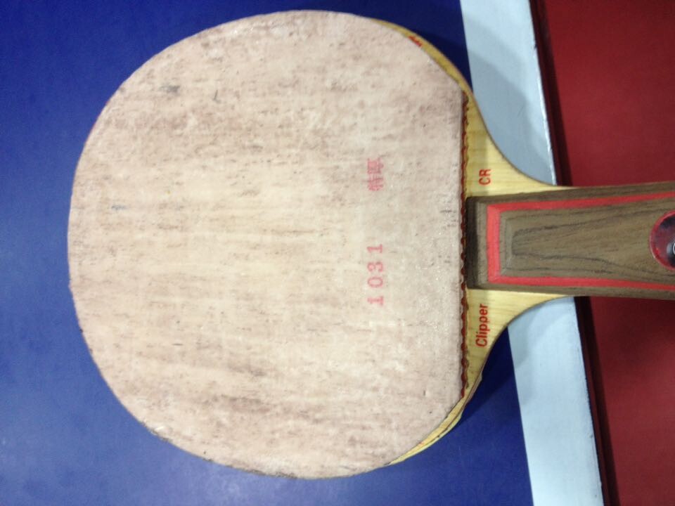 ��  �� ��