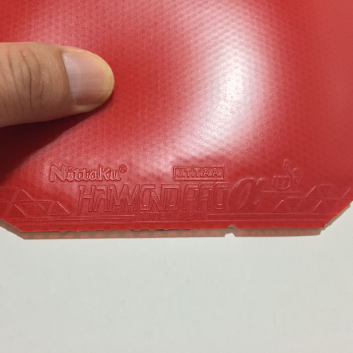 ������������ذ���������ɫ����棬��һ�ź�ɫ��3��