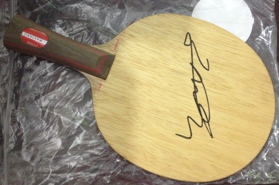 ��������ǩ�����ĵװ�