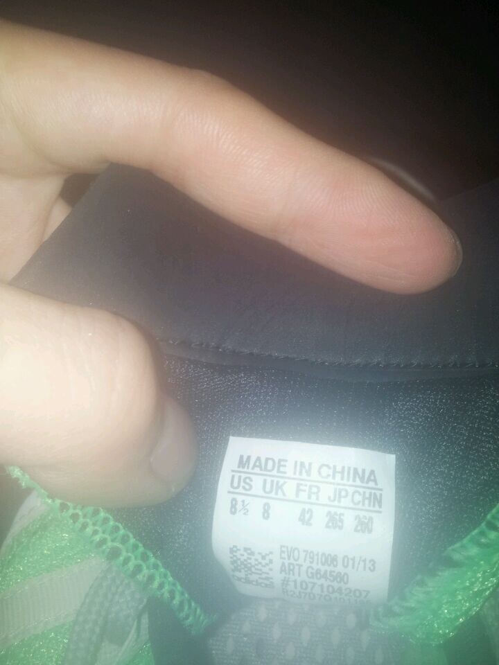 ���۰���Ь��