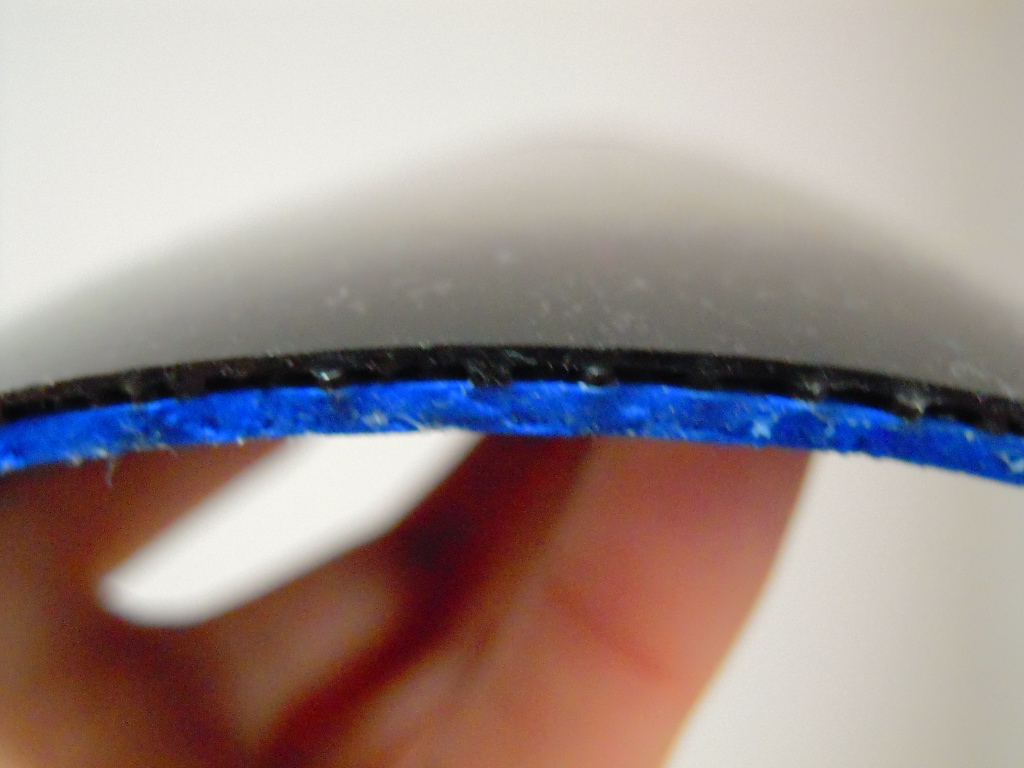 �����л���˫ϲNEO������ʡ��3����ɫ2.1��40�ȣ�210���ʡ�