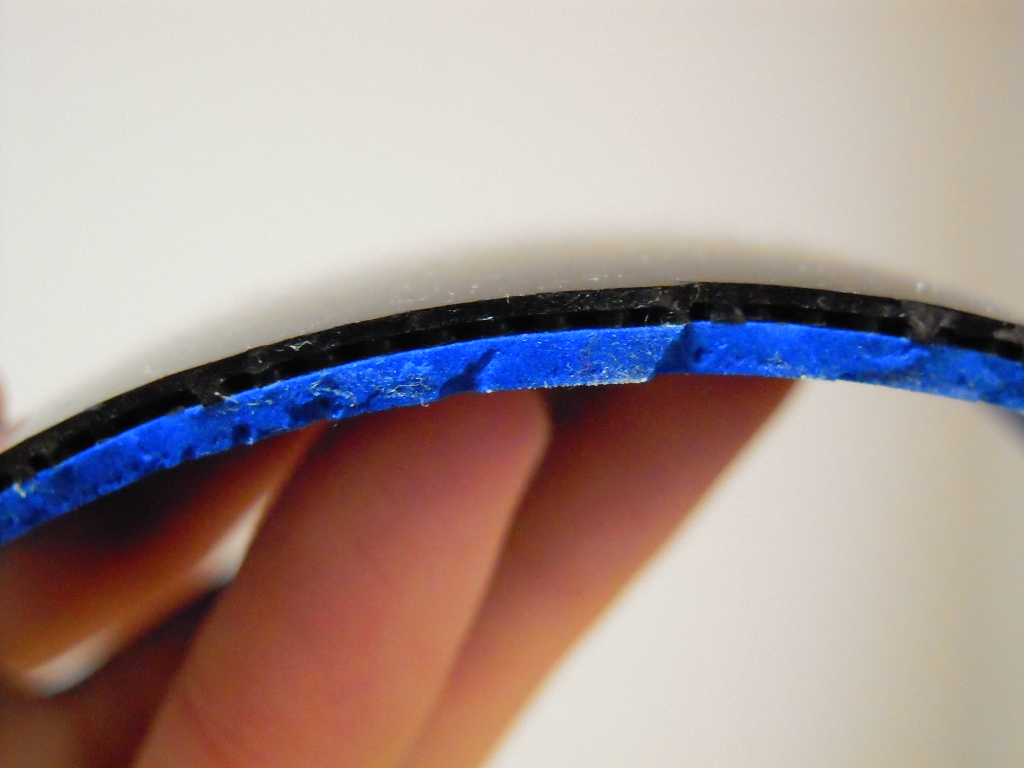 �����л���˫ϲNEO������ʡ��3����ɫ2.1��40�ȣ�210���ʡ�