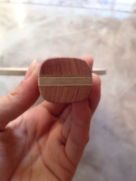 ��������������³�ɫ����ST����Ʒ������