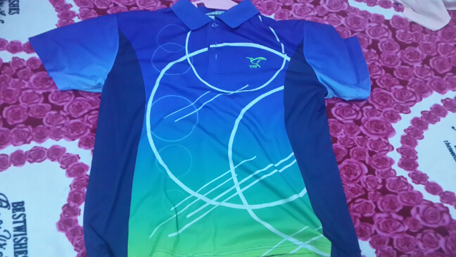 ���˦�����·�Ь���׽�����100�����ϵ��κκ��Ϳ��3