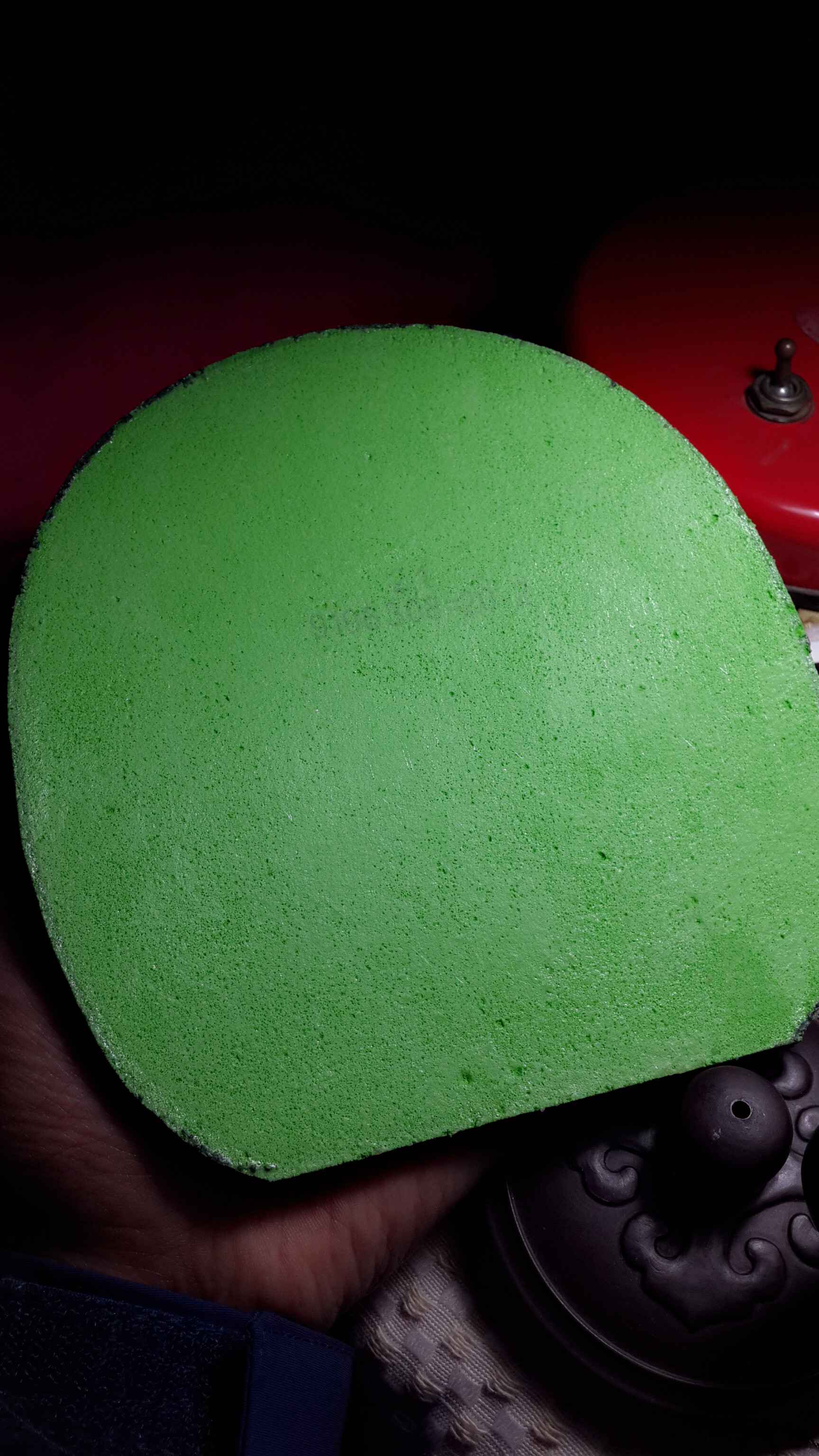 <�ѳ�> ��һ�ź�ɫ��ɷ���ͣ���ɫ����������Ȥ��������