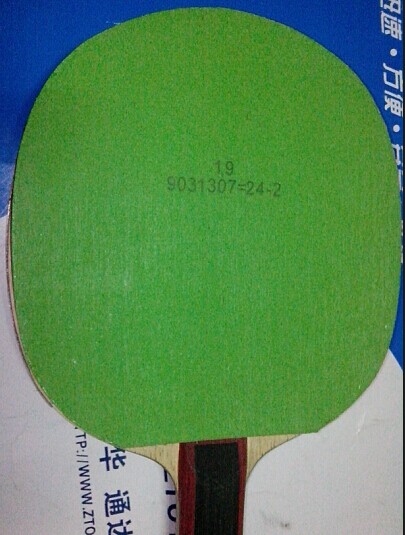 �����۳�����ɷ��ǿ�ͣ���ɫ��160���ʣ���ɫ�������Ϳ���Ԥ��������ɫ���ͺ�V���ۣ�80���ʣ�����