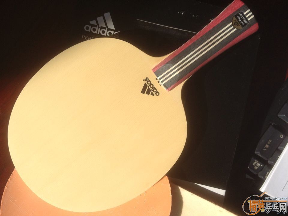 ��adidas Strike carbon SC ̼����ά��