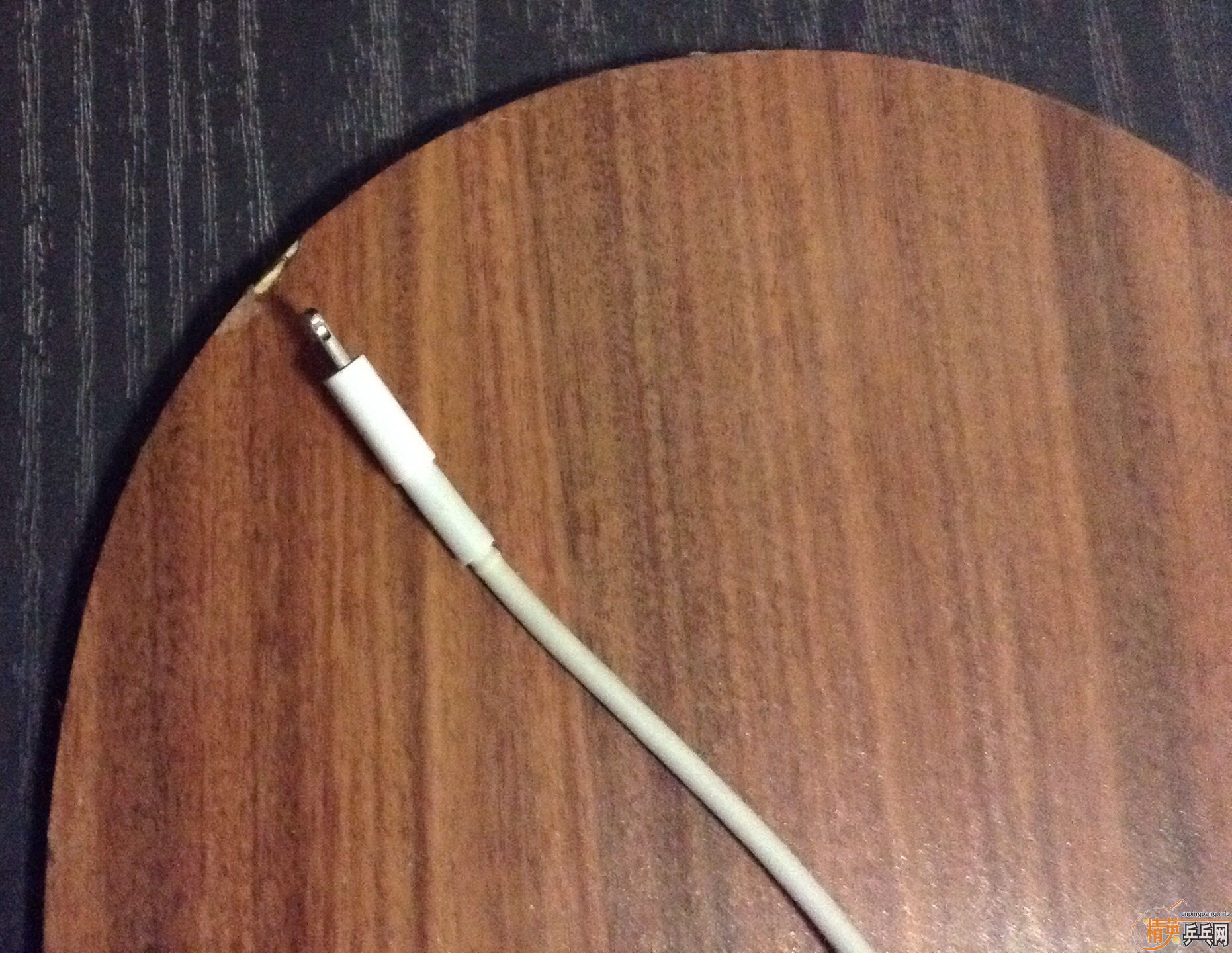 ��õ����