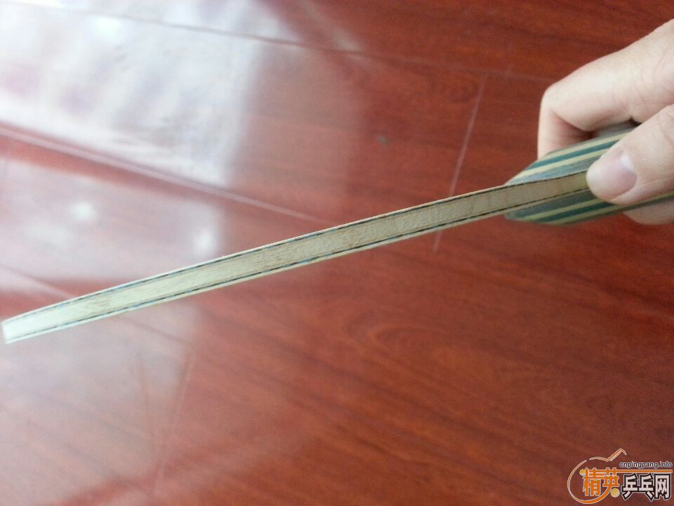 �������ڣ����������г���VIS 900˳�ᵽ���ɣ�