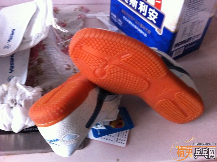 ���ֽ�Ƥ�����,��ɫһ��---������ƹ����Ь����---��֧����