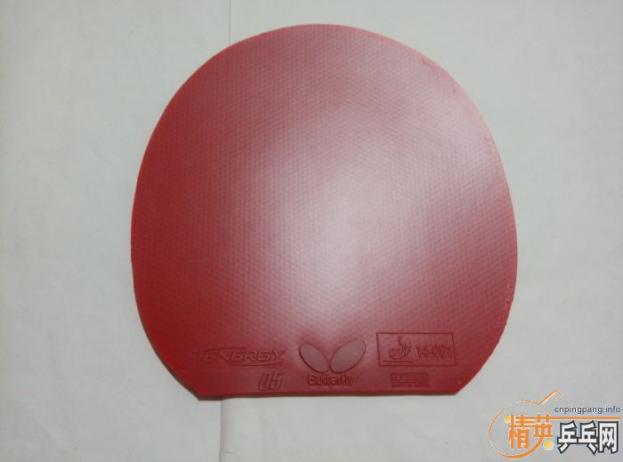 ��һ����2�εĺ�ɫT05����ɫ�ǳ��׽