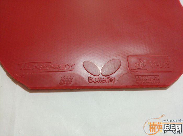 ��һ����2�εĺ�ɫT05����ɫ�ǳ��׽