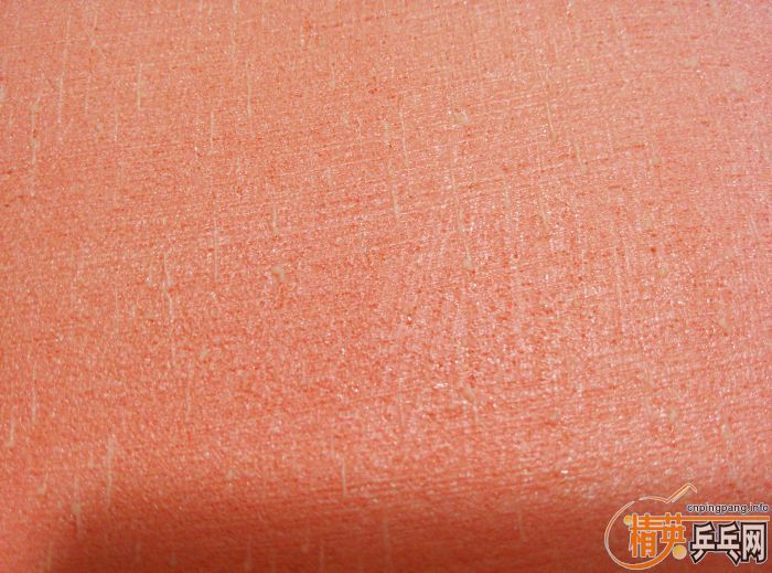 ��һ����2�εĺ�ɫT05������T80��һ��T64����ɫ�ǳ��׽