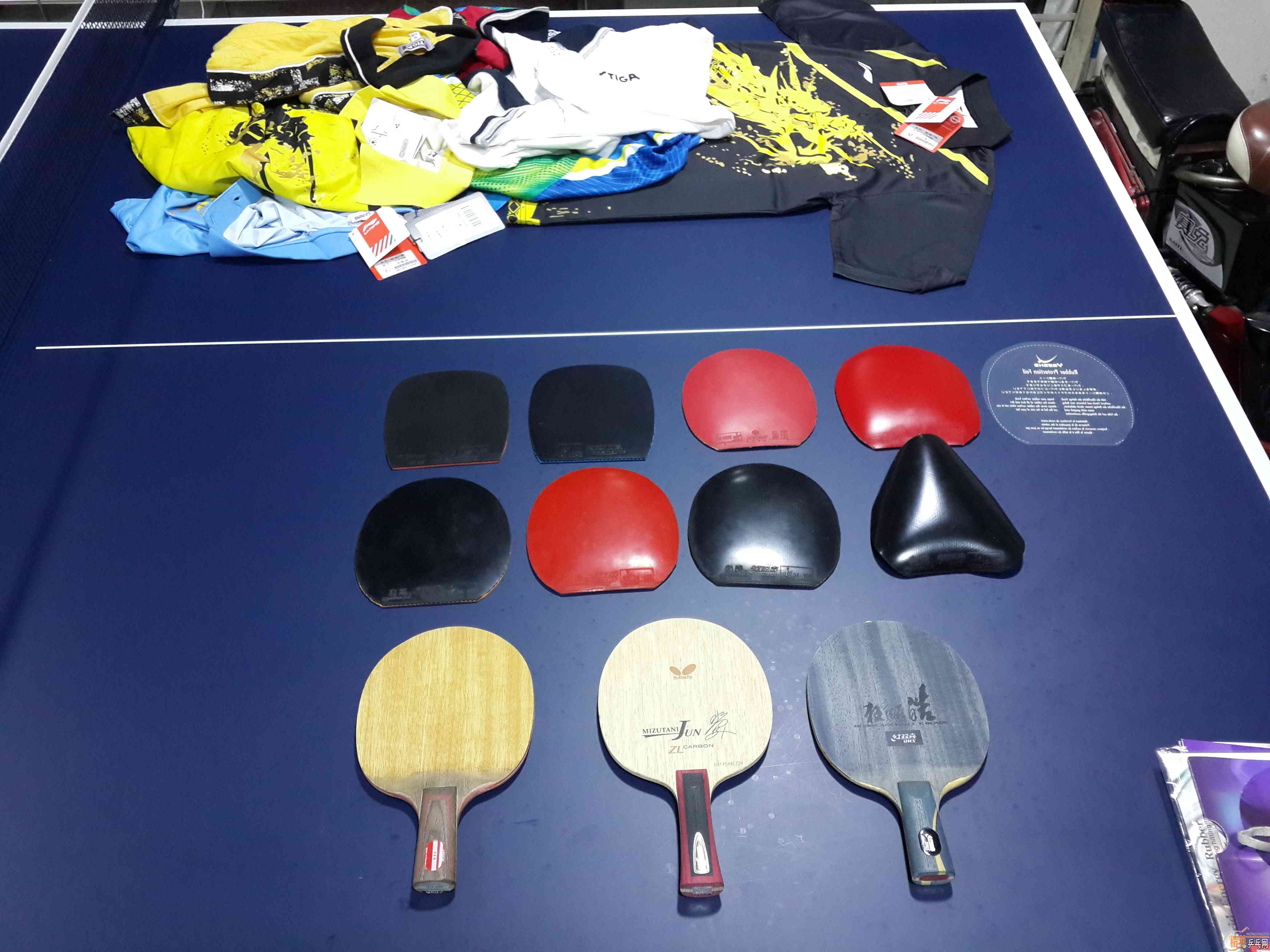 ��һ�ѽ�Ƥ���·������ĵȣ�һ������ۣ�