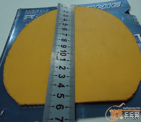 ���ѳ������׽������Ǻ�ɫ��һ���ɷHD��һ�����������רҵ��