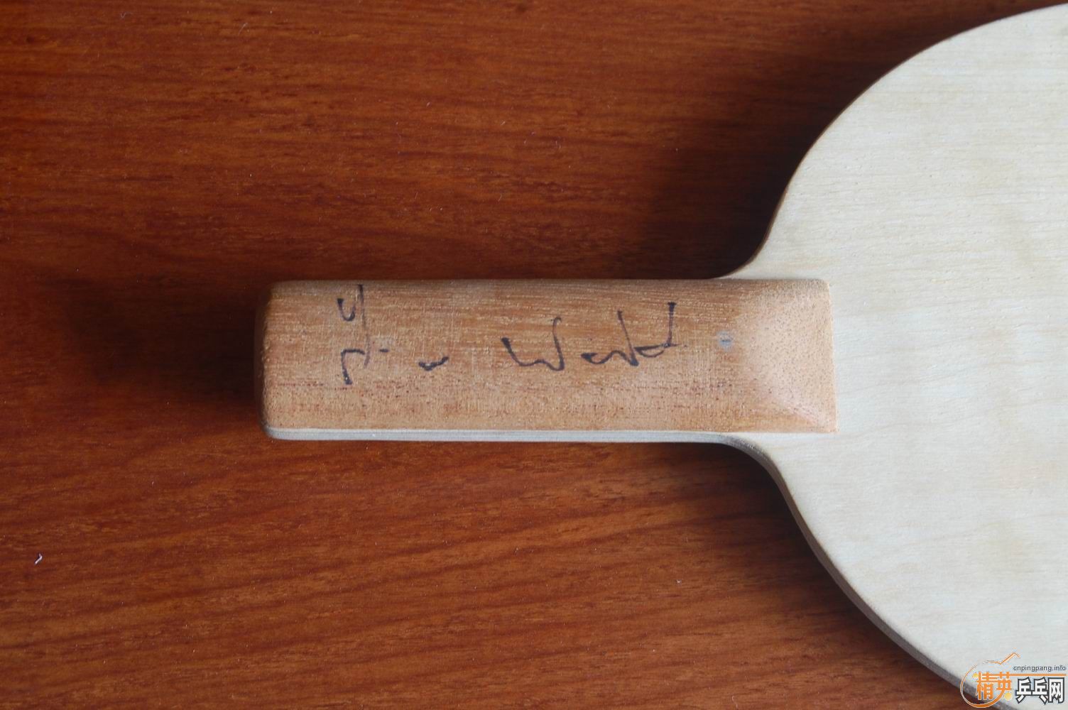 �������������ǳ��ϵ�Banda ST��������ǩ����������