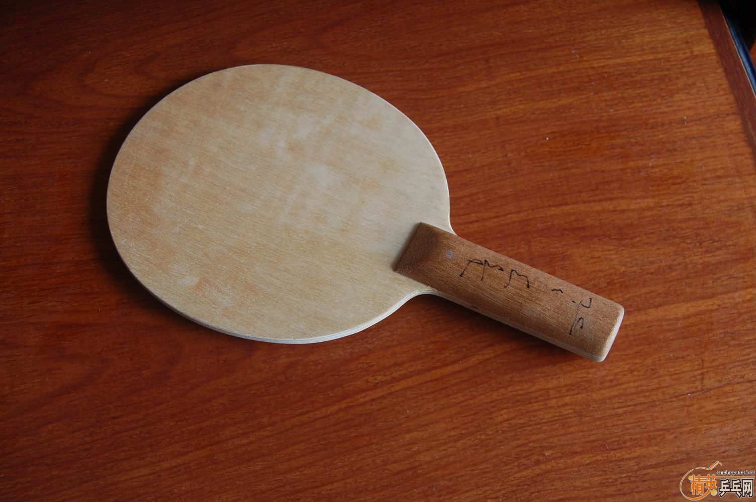 �������������ǳ��ϵ�Banda ST��������ǩ����������