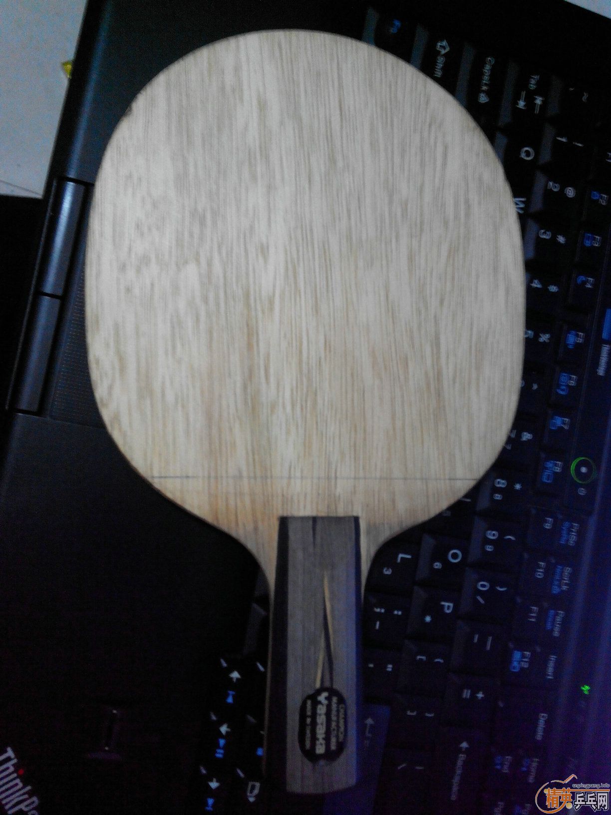 ��ɫ������������ֱ̼��400������