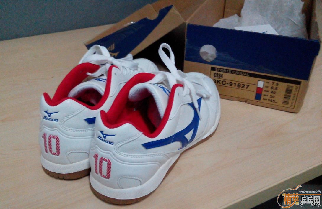 &&&&&&��һ˫40��255MM����Ũ9.9���˶�����Ь,�޺��𽺴��.ר���.******