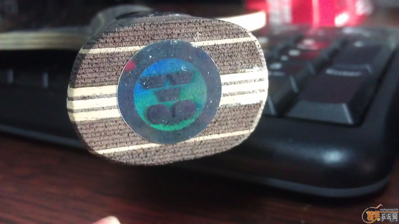 л̴7