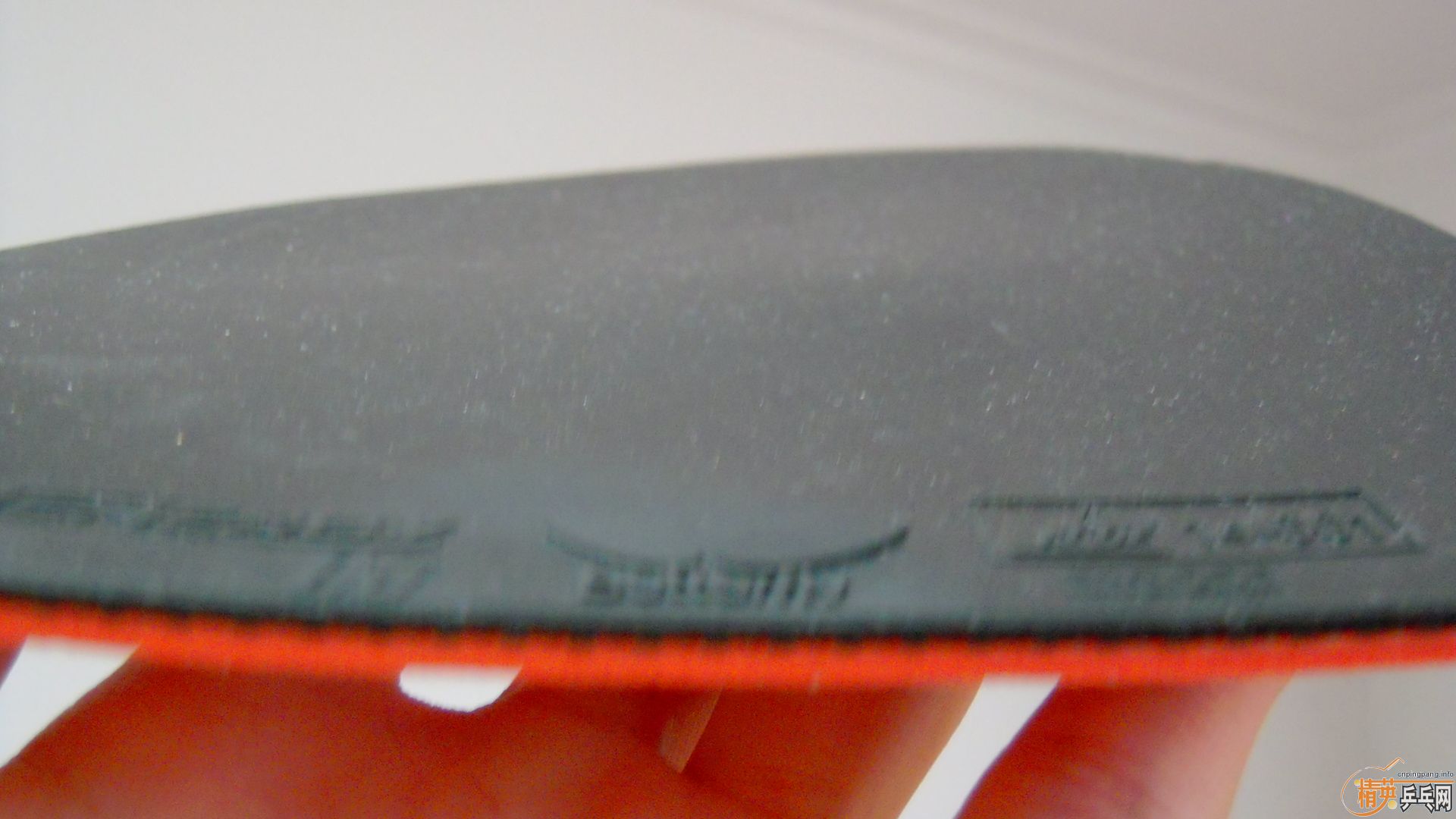 �����հ����T05����ɫ2.1��210���ʣ��������飡