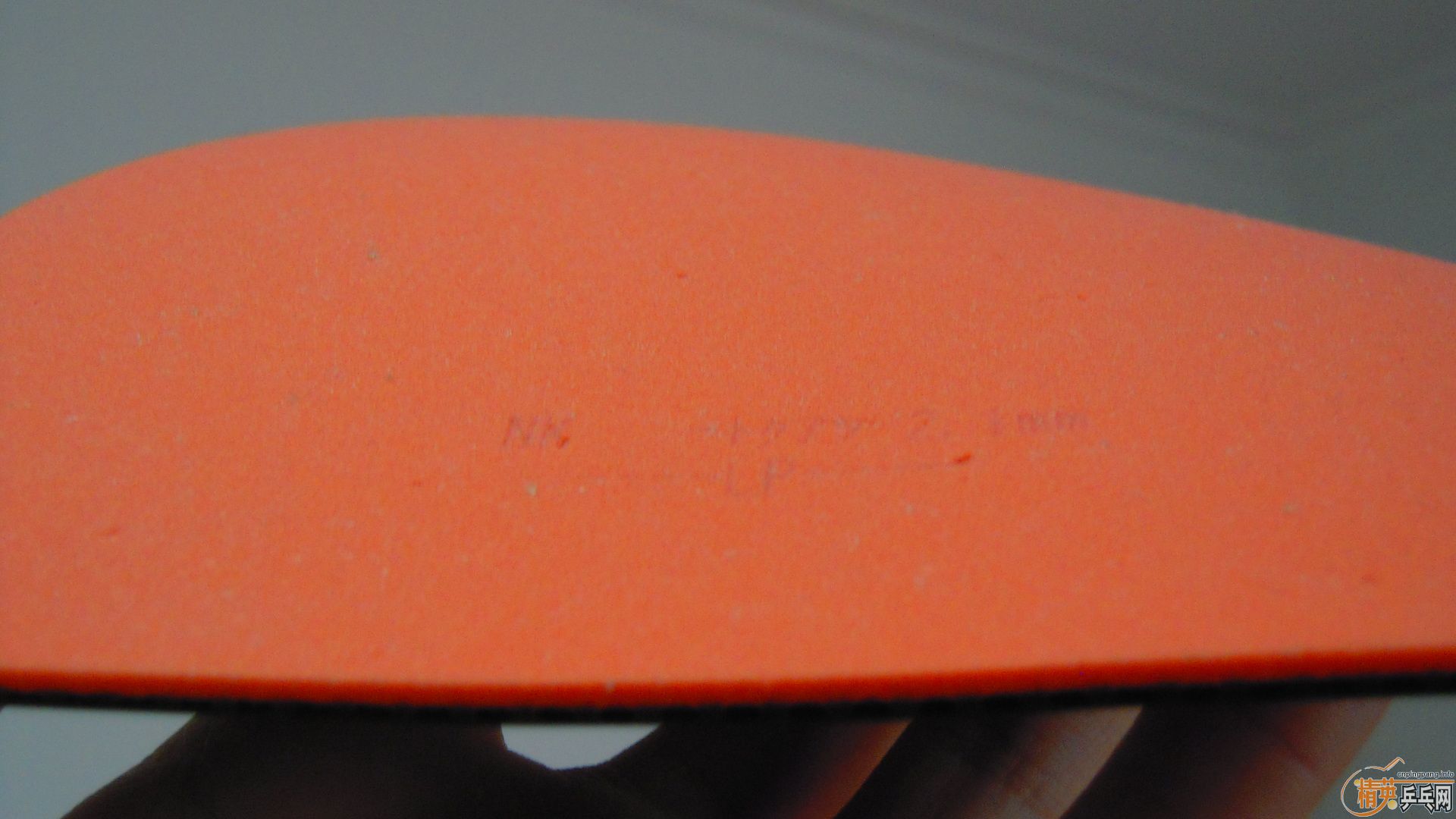 �����հ����T05����ɫ2.1��210���ʣ��������飡