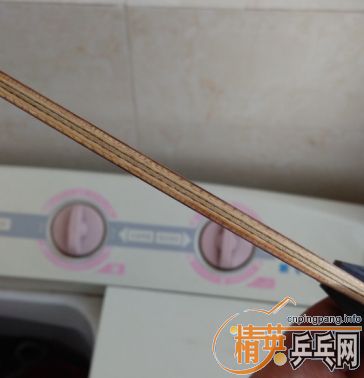 �������ƣ����߼к�ľ��Ļ�Ȧ�װ壬������ɼ��о�װ��