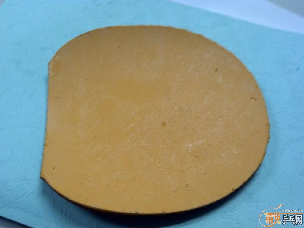 ��ֻ���һ����Сʱ�ĺ�ɫ��V�����к�ɫneoʡ�񣬺�ɫbaracuda��