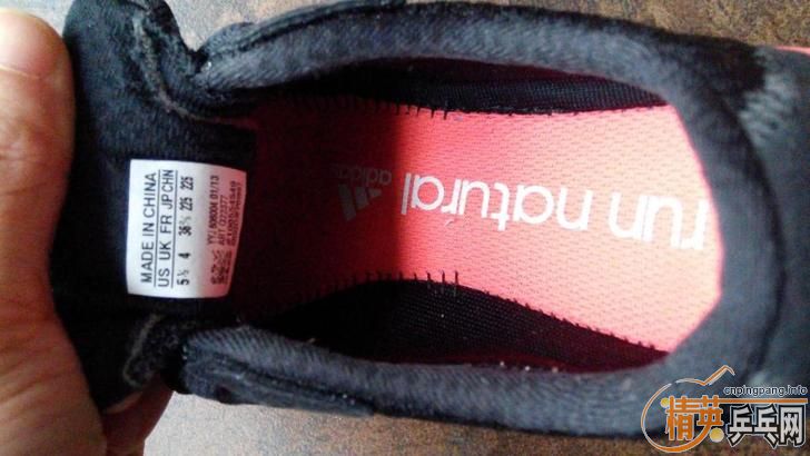 ��һ˫ADIDASŮ���ܲ�Ь,36 2/3��225MMר���.��ԭ��,СƱ