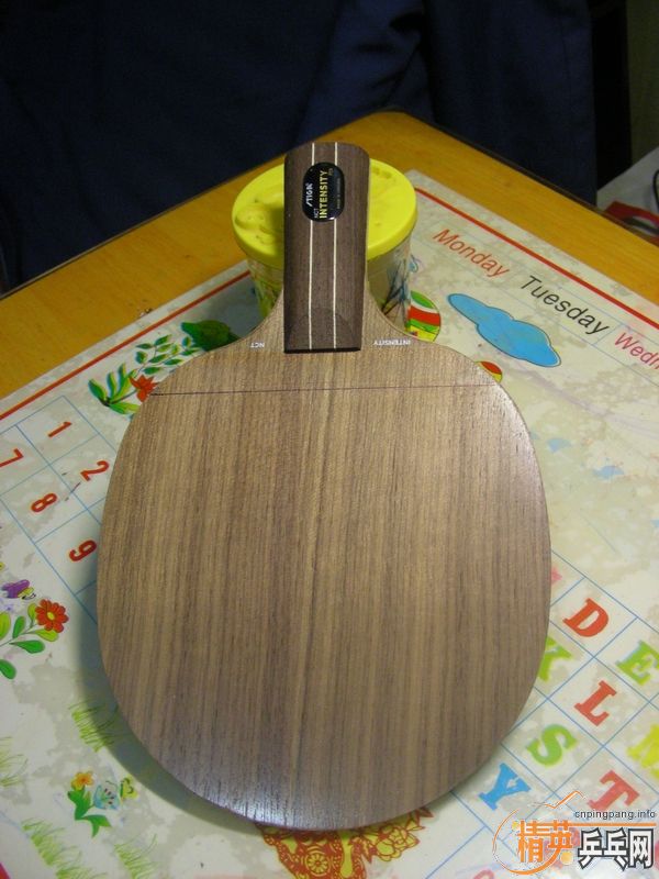 �ﱾ�����ѳ�һ�鳬��Ʒ�༰��ɫ��82���л�STIGA��ǿ��ľֱ��