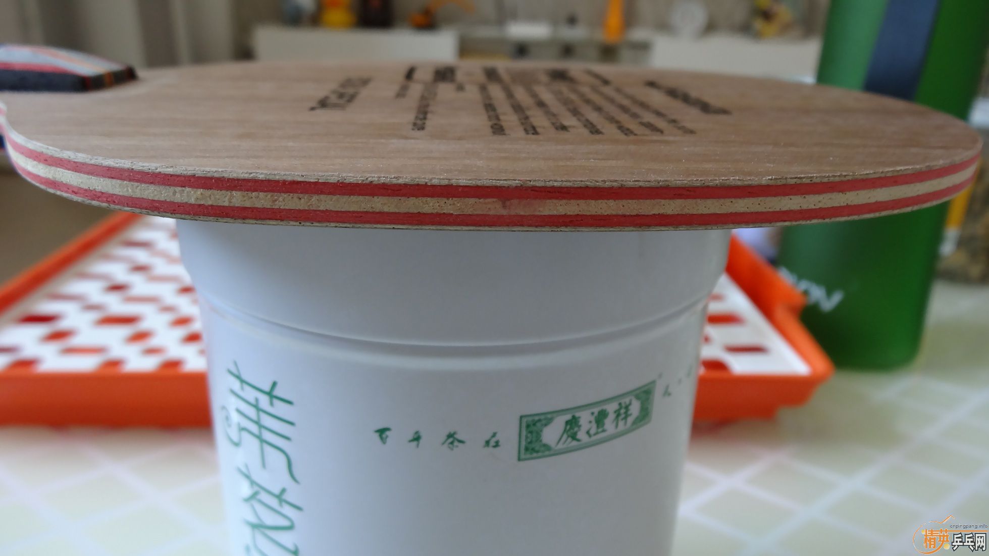 ���ѳ��ѳ�ɫ���µ������л�YES