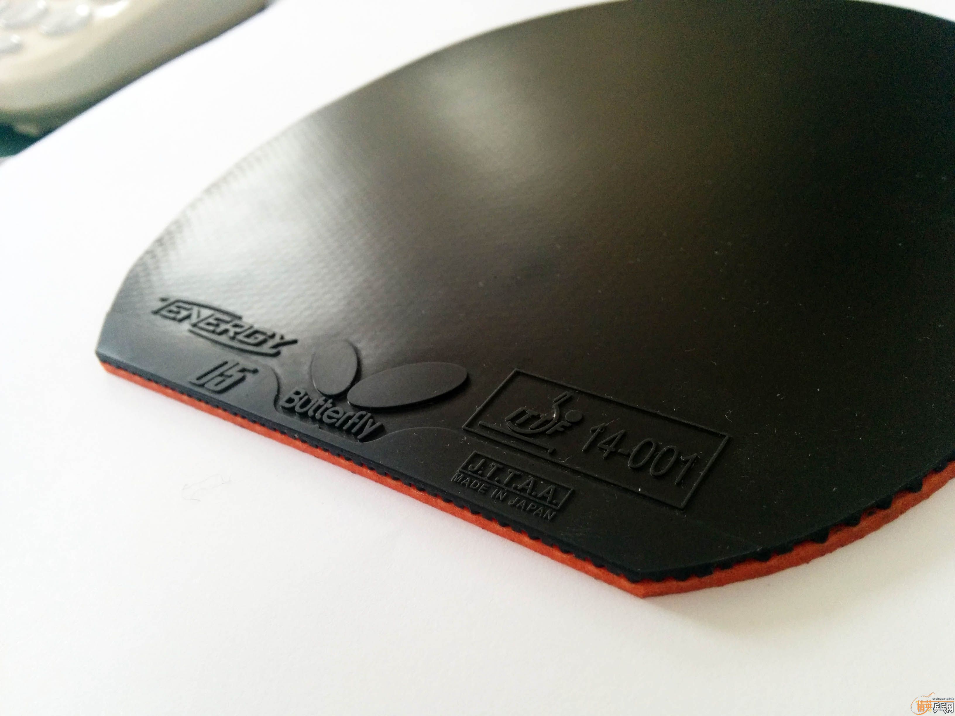 ��ɫ������1.9���T05